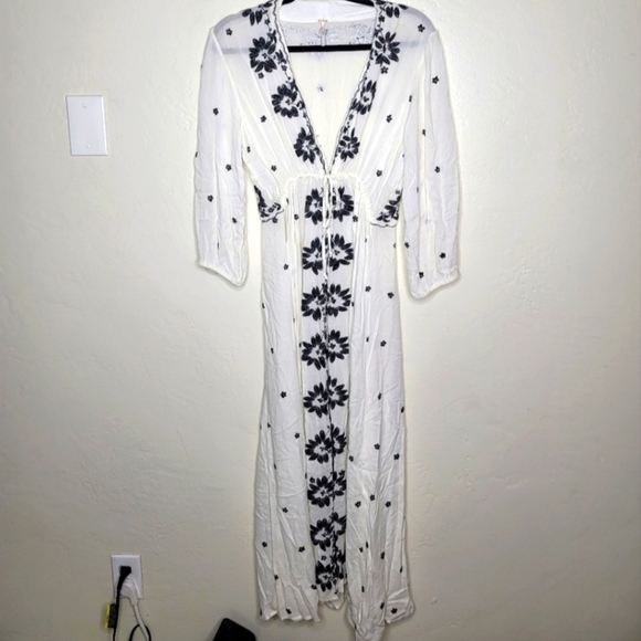 FP fable embroidered dress - Picture 4 of 7